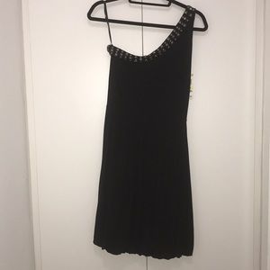 One shoulder black dress